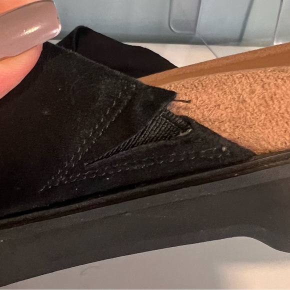 Vionic Leila Azalea Suede Ruffled Criss Cross Slides. Size 6 1/2. - Picture 7 of 12